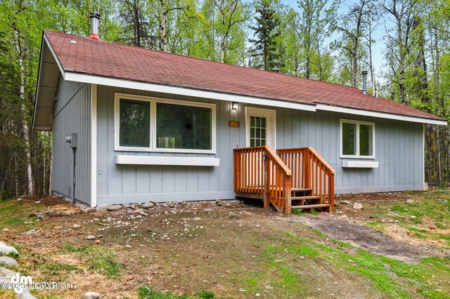 2411 N Friar Tuck Court, Big Lake, AK 99623