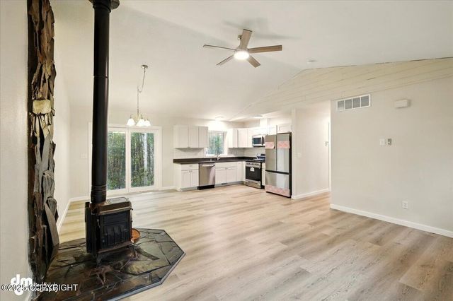 2411 N Friar Tuck Court, Big Lake, AK 99623
