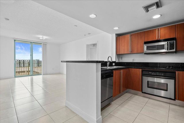 610 Clematis Street 704, West Palm Beach, FL 33401
