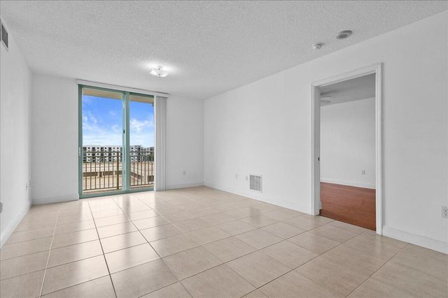 610 Clematis Street 704, West Palm Beach, FL 33401