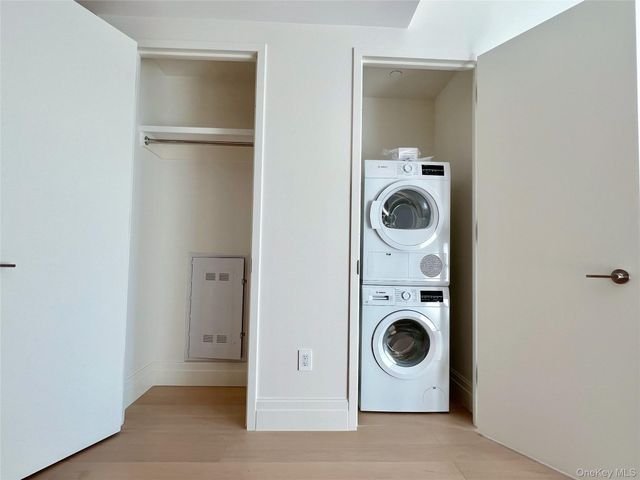 30-55 Vernon Boulevard 6G, Astoria, NY 11102