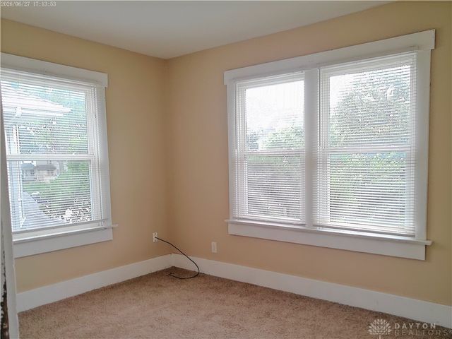830 Manhattan Avenue, Dayton, OH 45406