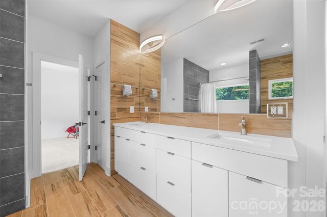 1216 Goodwin Avenue, Charlotte, NC 28205