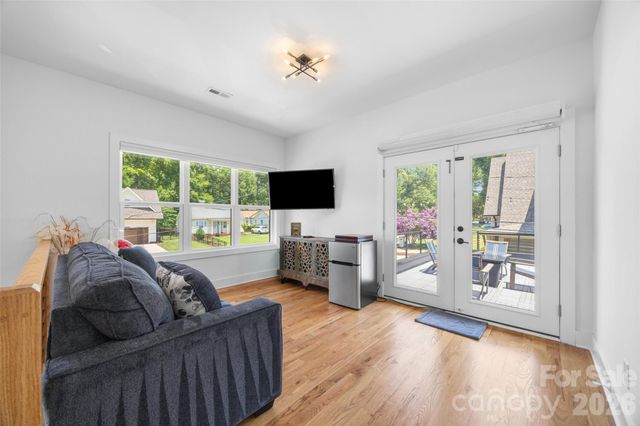 1216 Goodwin Avenue, Charlotte, NC 28205