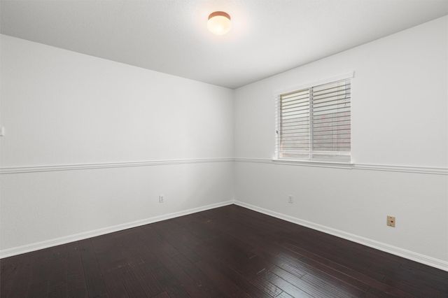 1049 Regency LN, Round Rock, TX 78665