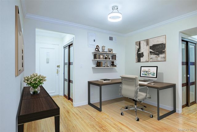 100-25 Queens Boulevard 7FF, Forest Hills, NY 11375