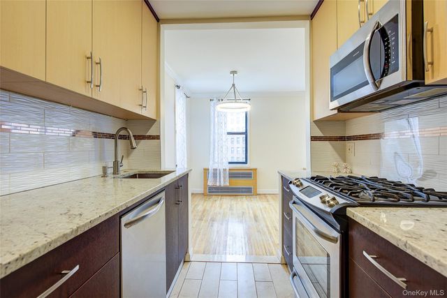 100-25 Queens Boulevard 7FF, Forest Hills, NY 11375