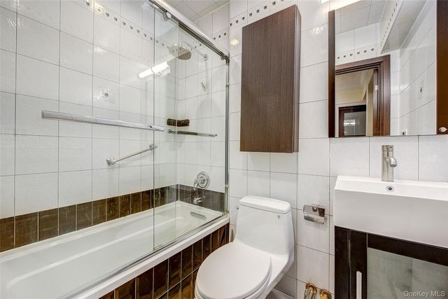 100-25 Queens Boulevard 7FF, Forest Hills, NY 11375