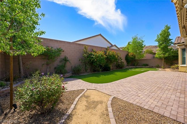 9471 Wild Valley Avenue, Las Vegas, NV 89148