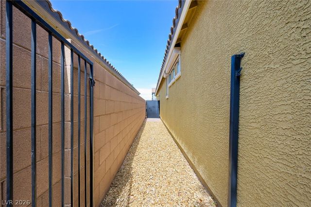 9471 Wild Valley Avenue, Las Vegas, NV 89148