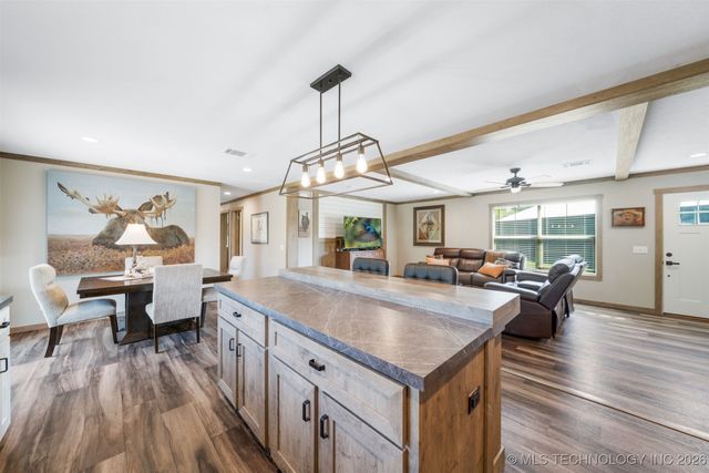 4200 W 730 Road, Hulbert, OK 74441