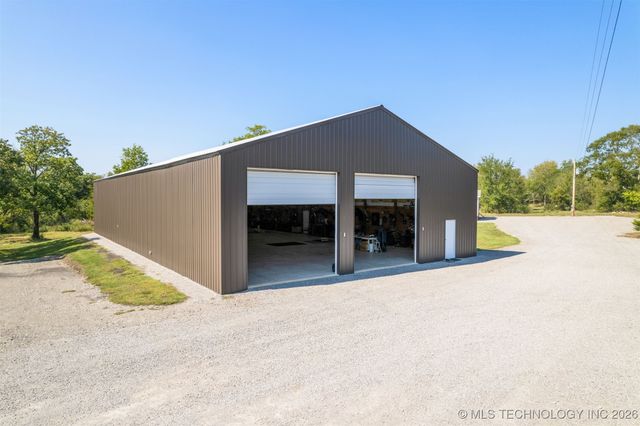 4200 W 730 Road, Hulbert, OK 74441