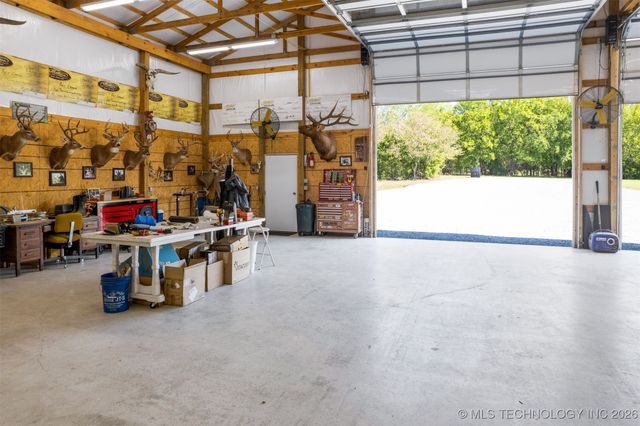 4200 W 730 Road, Hulbert, OK 74441