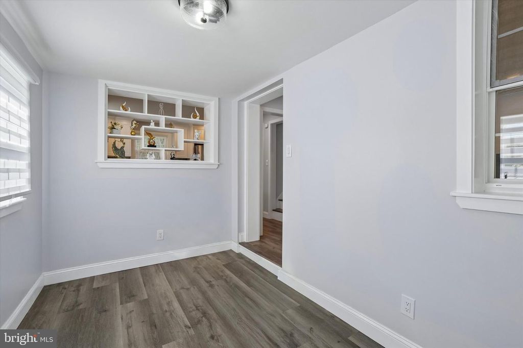 95 1ST AVE, Essington, PA 19029 — photo 2