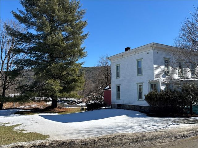 118 Main Street, Laurens, NY 13796