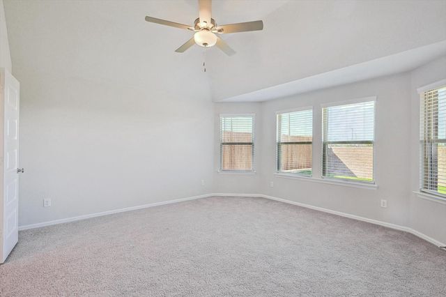 418 Kingsbury Avenue, Princeton, TX 75407