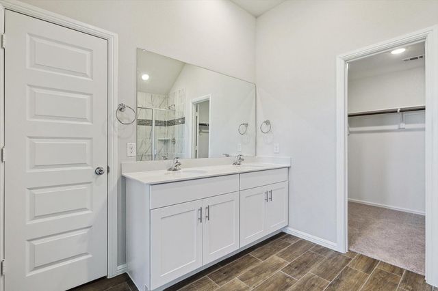 418 Kingsbury Avenue, Princeton, TX 75407