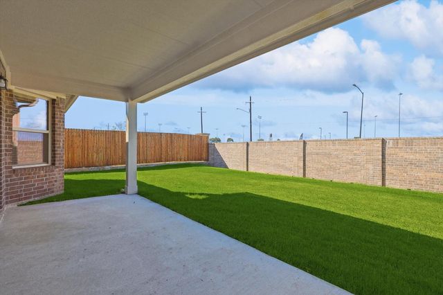 418 Kingsbury Avenue, Princeton, TX 75407