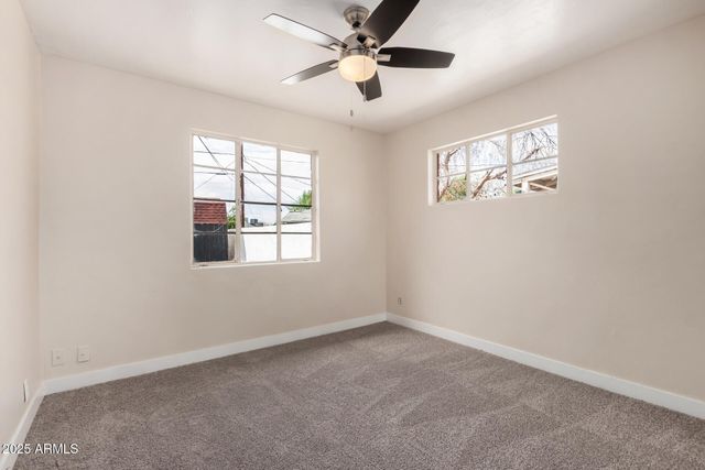 2311 W WHITTON Avenue, Phoenix, AZ 85015