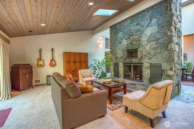 569 Island Drive, Friday Harbor, WA 98250