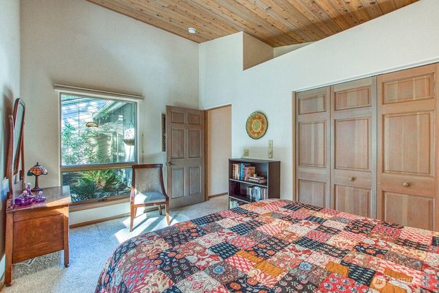 569 Island Drive, Friday Harbor, WA 98250