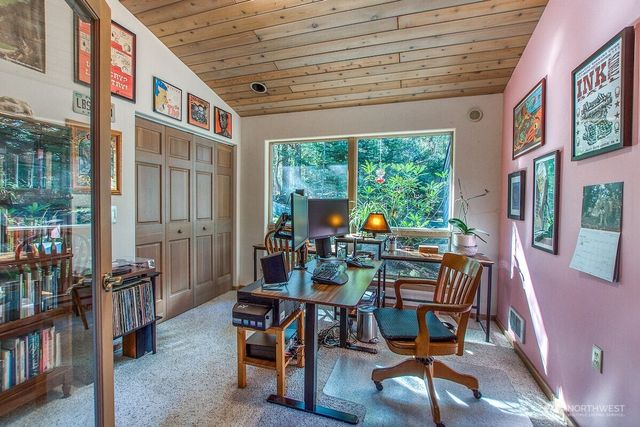 569 Island Drive, Friday Harbor, WA 98250