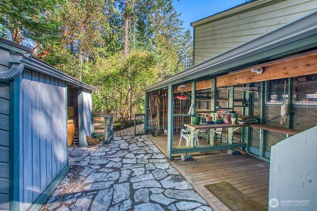569 Island Drive, Friday Harbor, WA 98250