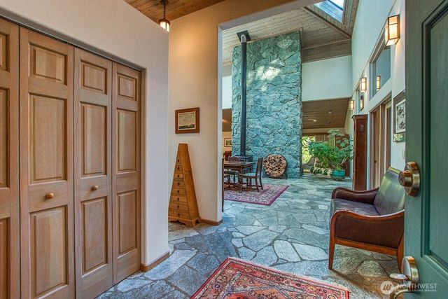 569 Island Drive, Friday Harbor, WA 98250