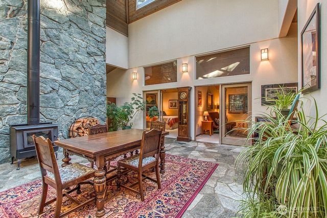 569 Island Drive, Friday Harbor, WA 98250