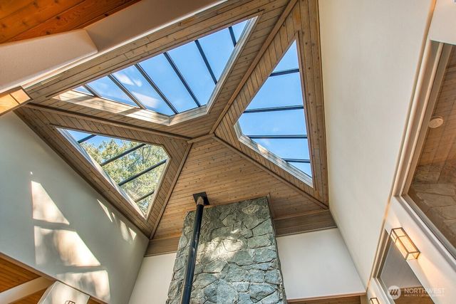 569 Island Drive, Friday Harbor, WA 98250