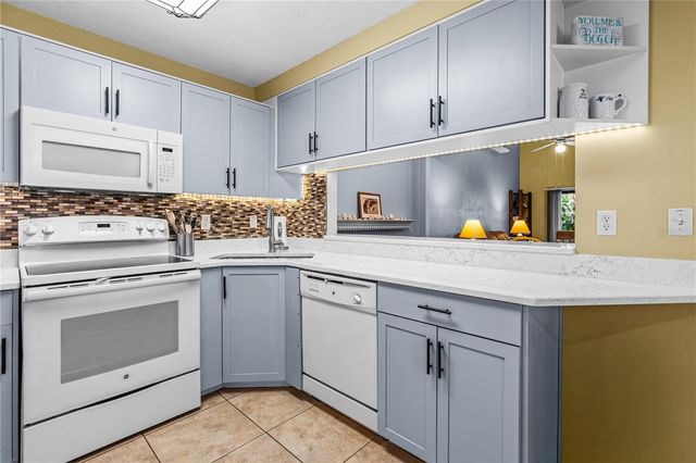 124 ROSE BANK ROAD, Daytona Beach, FL 32114