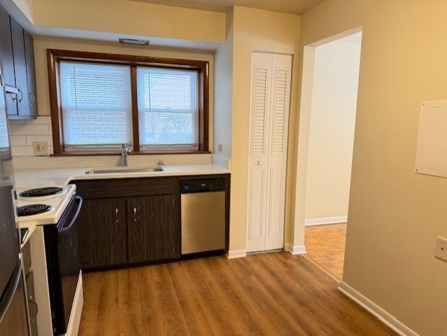 5240 Galitz Street 101, Skokie, IL 60077