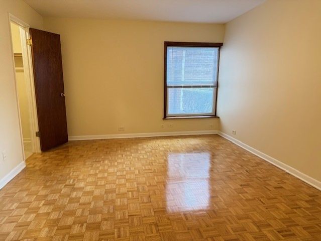 5240 Galitz Street 101, Skokie, IL 60077