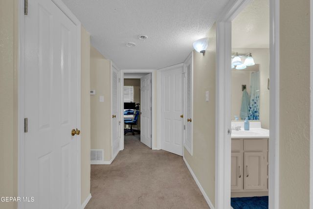 4312 JOHN B OBLINGER Drive, El Paso, TX 79934