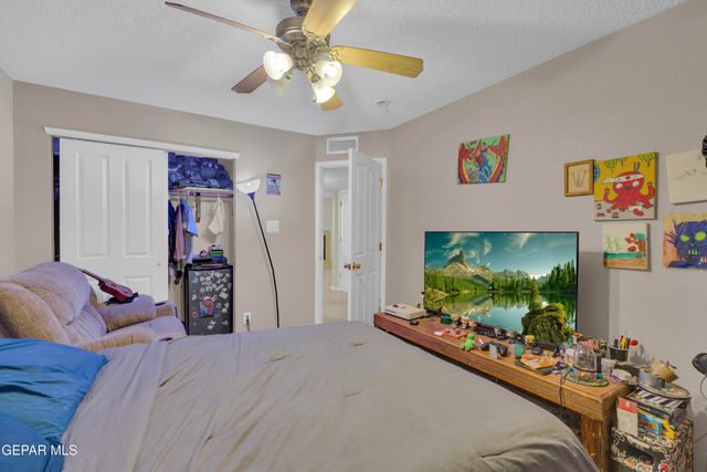 4312 JOHN B OBLINGER Drive, El Paso, TX 79934