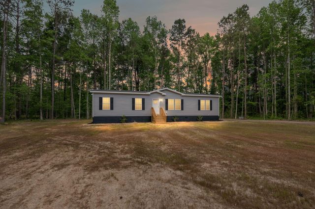 184 Gaines Circle, Cottageville, SC 29435