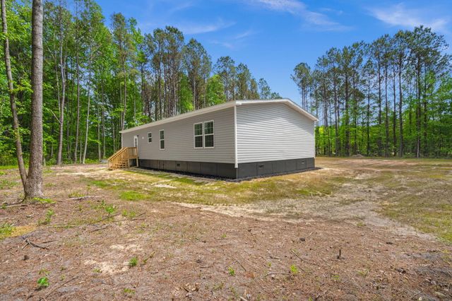 184 Gaines Circle, Cottageville, SC 29435
