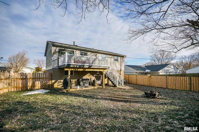 911 LAUDER Avenue, Bartonville, IL 61607