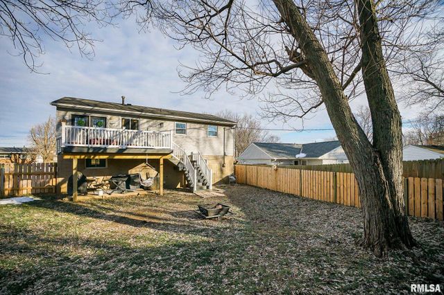 911 LAUDER Avenue, Bartonville, IL 61607