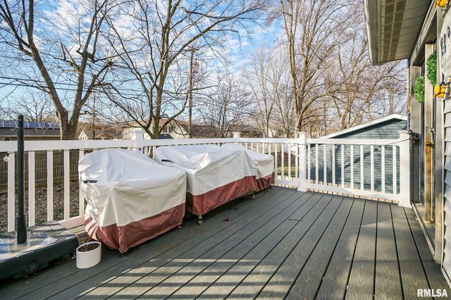 911 LAUDER Avenue, Bartonville, IL 61607