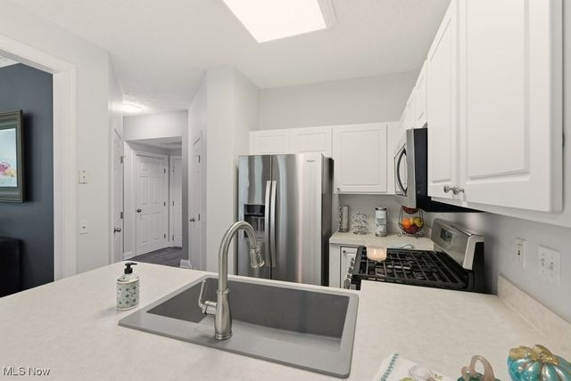 104 Falls River Drive, Munroe Falls, OH 44262