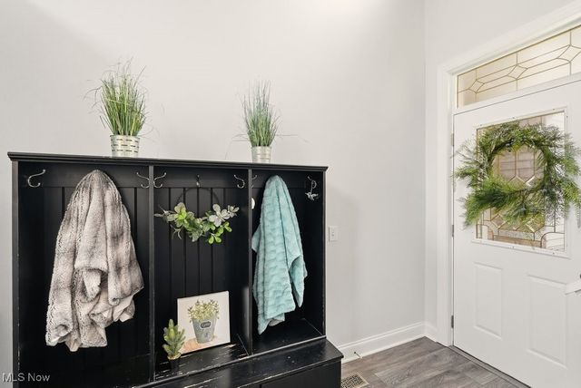 104 Falls River Drive, Munroe Falls, OH 44262