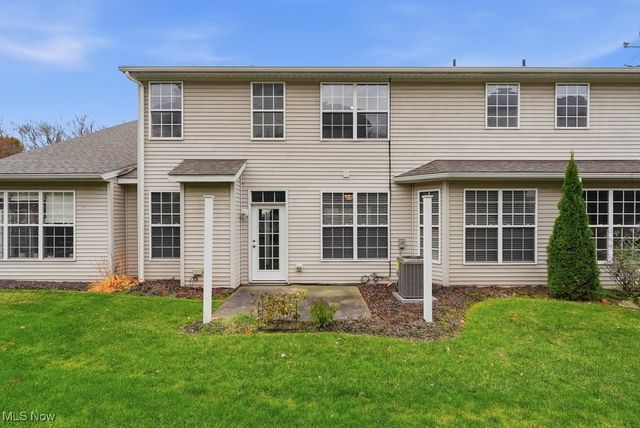 104 Falls River Drive, Munroe Falls, OH 44262