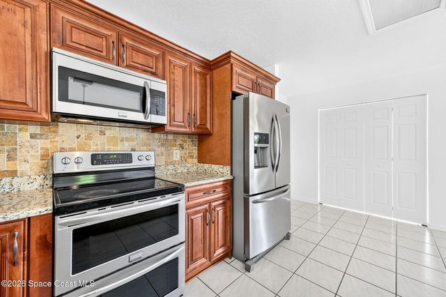 2630 Waring Lane, Malabar, FL 32950