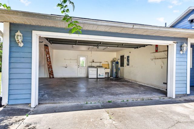 2630 Waring Lane, Malabar, FL 32950