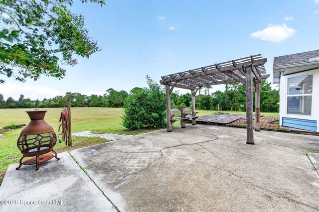 2630 Waring Lane, Malabar, FL 32950