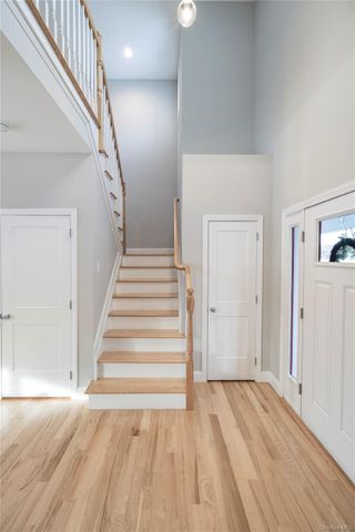 9 Shaw Lane, East Moriches, NY 11940