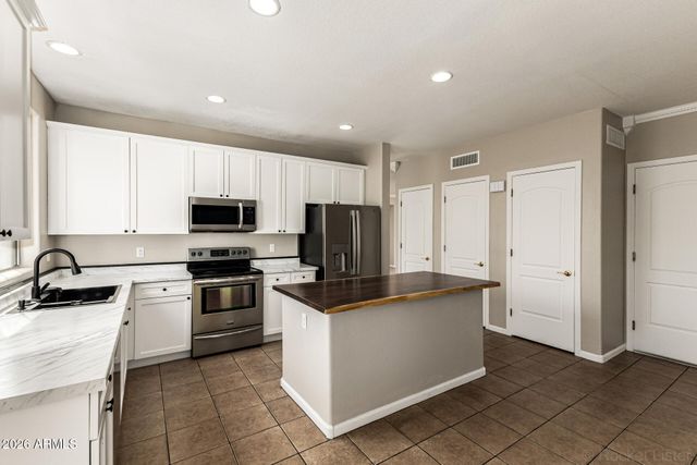 13669 W CYPRESS Street, Goodyear, AZ 85395