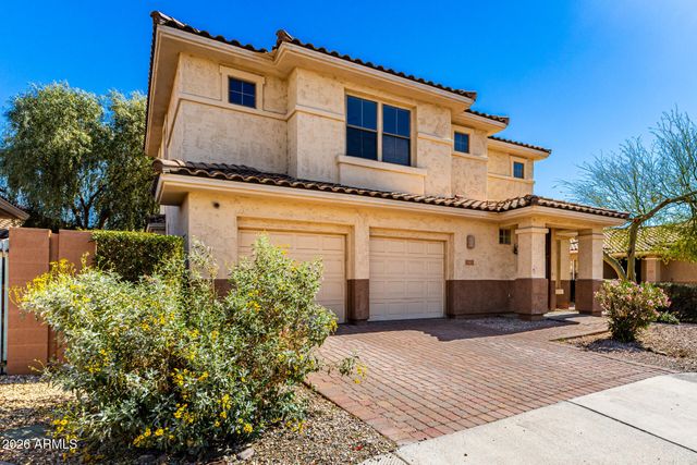 13669 W CYPRESS Street, Goodyear, AZ 85395