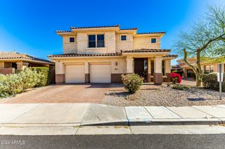 13669 W CYPRESS Street, Goodyear, AZ 85395